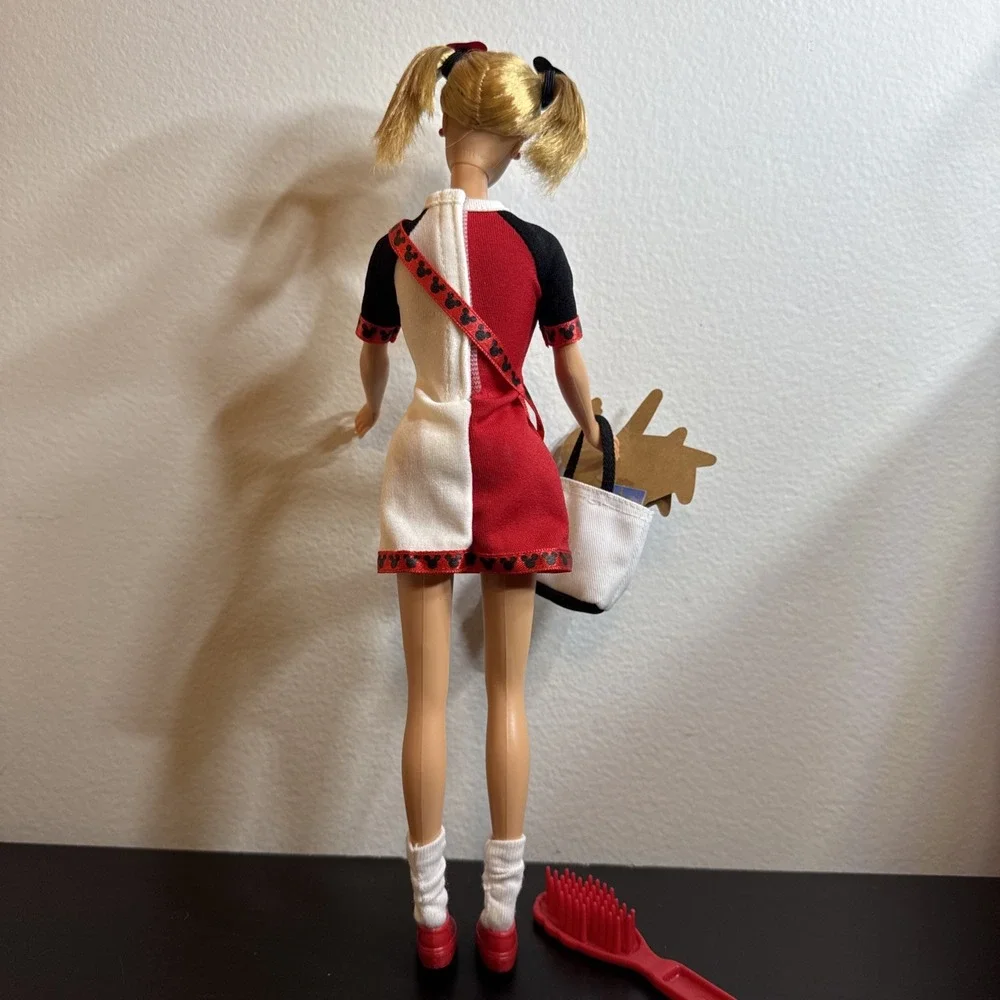 Vintage‎ Barbie #28172 Disney Favorites Theme Park Exclusive